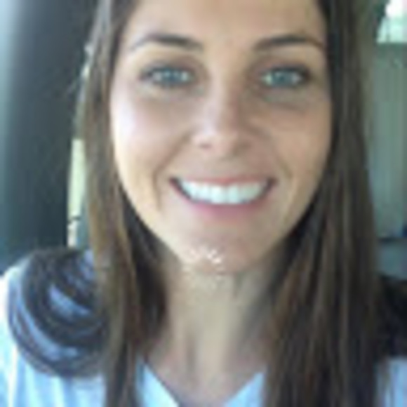 Meet your Posher, Joanna - Picture 1 of 1